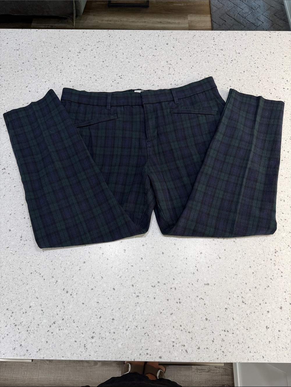 GAP Women's Plaid Dress Pants in Navy & Green Tartan